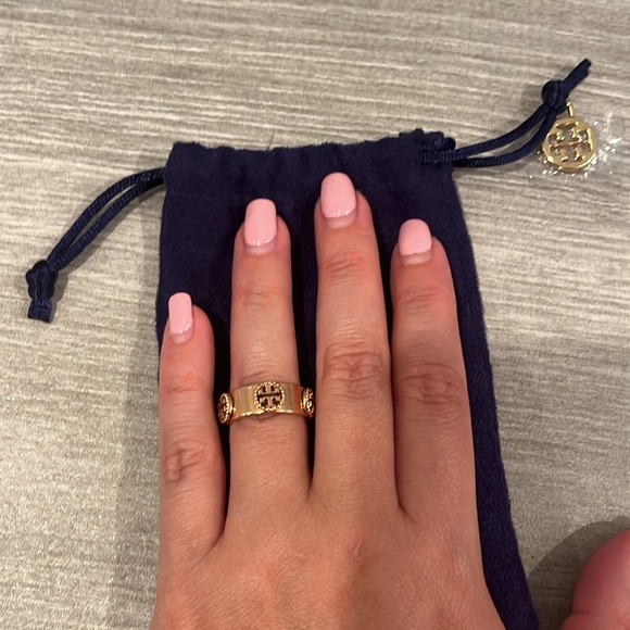 Tory Burch ring - Picture 4 of 4